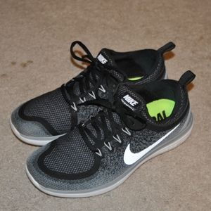 Nike Free Run Distance 2 Size 8.5
